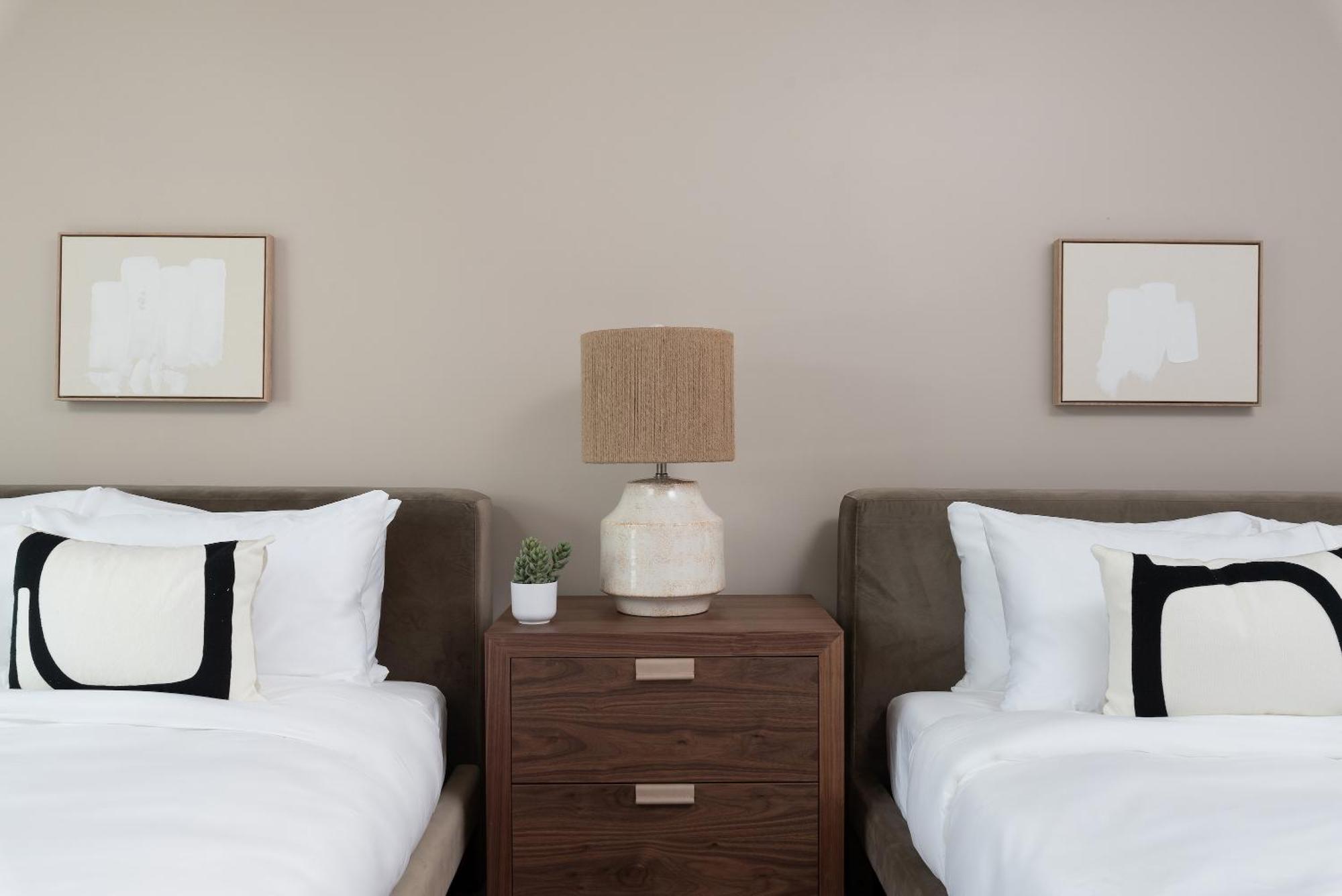 Boardwalk Hotel On Lake Anna By Kasa Mineral Rum bild